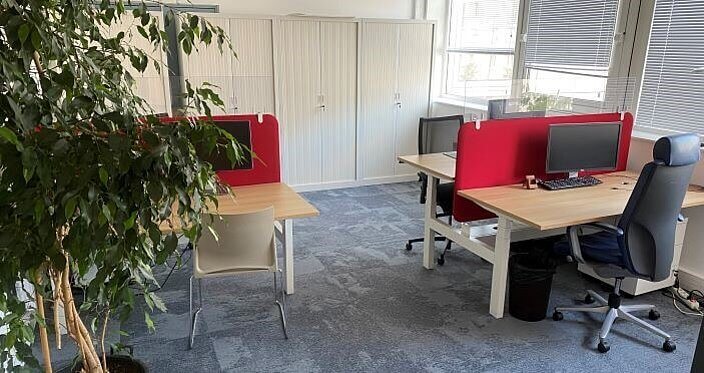 workspace in the sales office Versailles