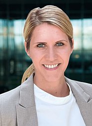Bernadette Hoeritzauer Bernadette Hoeritzauer